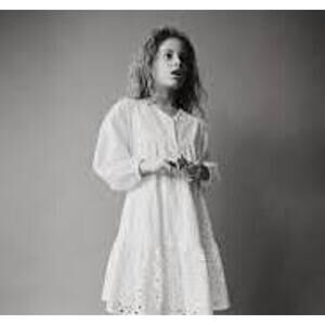 Zara girls white eyelet embroidered dress size 10